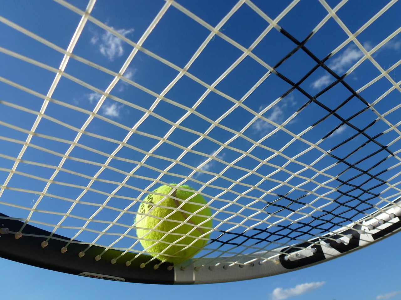 tennis, tennis ball, tennis racket-363666.jpg